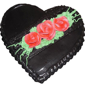 3.3 Pounds Rich Chocolate Heart Cake