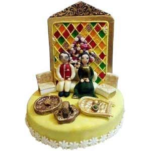 (52) 2 Pounds Fondant Holuder Cake