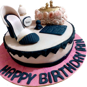 (74) 2 Pounds Shoe Fondant Round Cake
