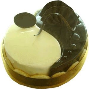 Half Kg chocolate & vanilla mix Cake