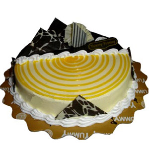 Half kg chocolate & vanilla mix round shape cake