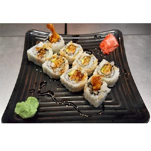 (28) Shrimp Tempura Roll