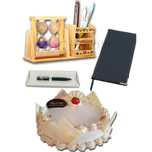 Cake W/ Diary, pen and pen holder