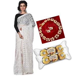 (40) Jamdani Saree W/ Necklace & Chocolate
