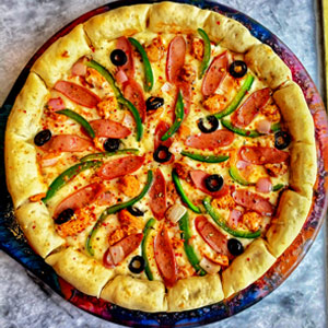Meaty Onion Pizza Family