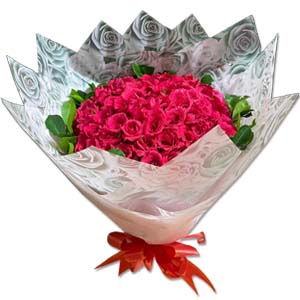 100 Red Roses Bouquet