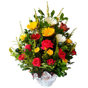  Attractive Mixed Flower Basket Arrangement