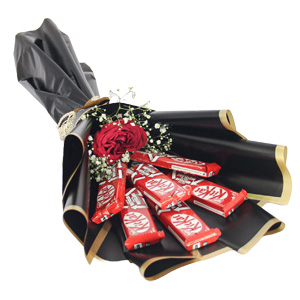 KitKat & Red Rose Bouquet