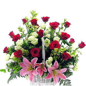 (55) Roses & Lilies in Basket