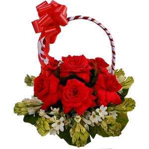 Rajanigandha & Red Rose in a Basket