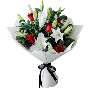 Lilies and roses in bouquet