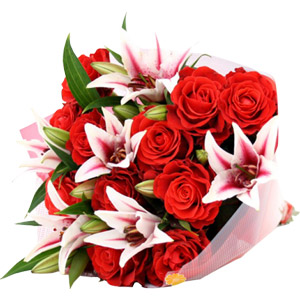 (21) Pink lilies and red roses in bouquet