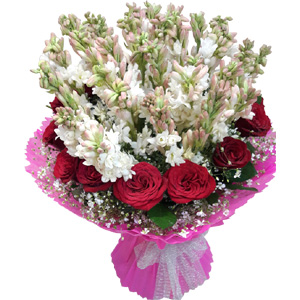 Rose and Rajanigandha in a Bouquet