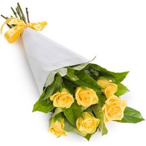 (15) 6 pieces yellow roses in bouquet