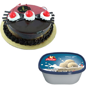 Cake with ice cream