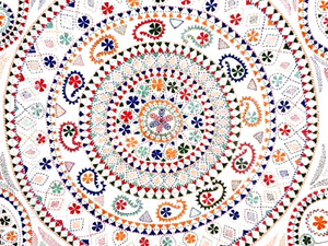 Aarong White Nakshi Katha